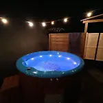 Apartment Nad Koszarawa Z Ogrodowym Jacuzzi Żywiec