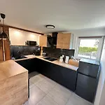 Nad Koszarawa Z Ogrodowym Jacuzzi Apartment Żywiec