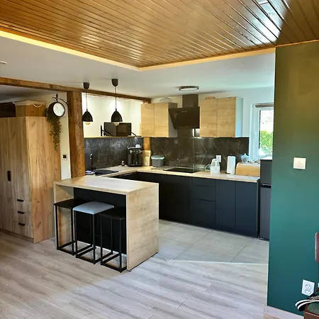 Nad Koszarawa Z Ogrodowym Jacuzzi شقة