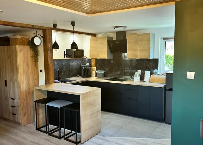 Nad Koszarawa Z Ogrodowym Jacuzzi شقة