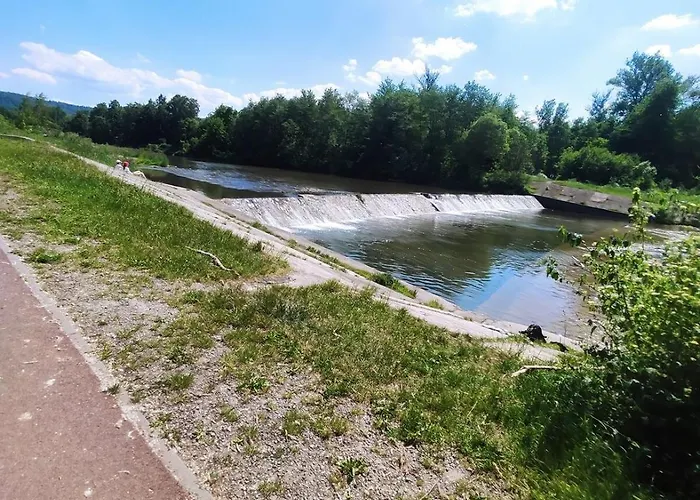 شقة Nad Koszarawa Z Ogrodowym Jacuzzi Żywiec